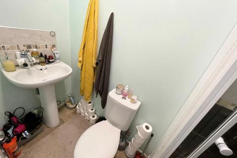 1 bedroom in a house share to rent - Crabtree Close, Sheffield