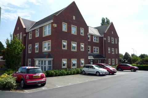 2 bedroom apartment to rent, Temeraire House, Oysell Gardens