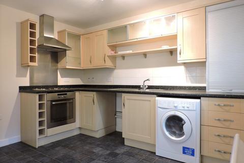 2 bedroom apartment to rent, Temeraire House, Oysell Gardens