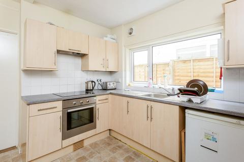 3 bedroom terraced house to rent, Heidelberg Road, Southsea