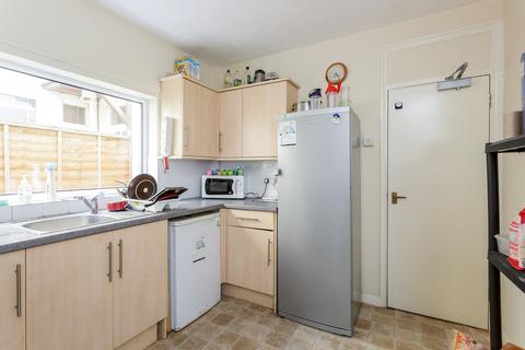 3 bedroom terraced house to rent, Heidelberg Road, Southsea