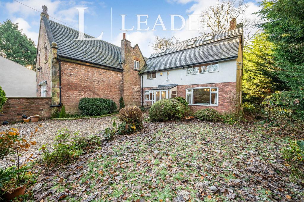 Court House, Halsall Road, Ormskirk, L39 4 bed semidetached house to