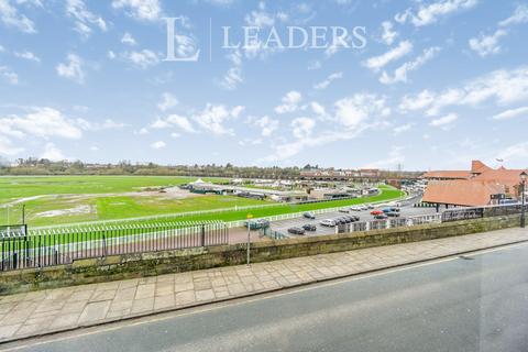 2 bedroom apartment to rent, Greyfriars House, Chester CH1