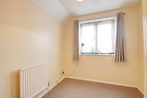 4 bedroom terraced house to rent, Nightingale Way, Beckton E6