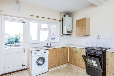 4 bedroom maisonette to rent, Elm Grove, Southsea