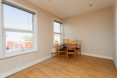 1 bedroom flat to rent, Lea Bridge Road, Leyton, London, E10