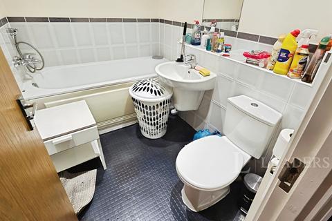 1 bedroom in a house share to rent, Room 6, Longworth Avenue, CB4