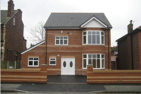 10 bedroom detached house to rent, Abberton Road, M20