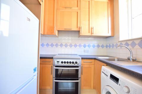 1 bedroom flat to rent, Hillingdon Road, Uxbridge, Middlesex UB10 0AD