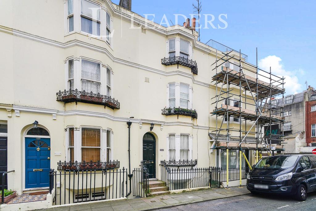 Regency Square, Brighton, BN1 1 bed property £995 pcm (£230 pw)