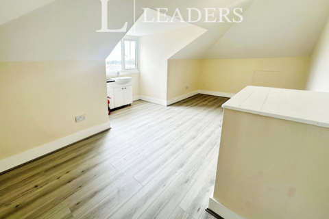9 bedroom detached house to rent, Company Let - Norwich Road, IP1