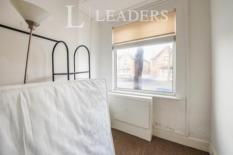 4 bedroom terraced house to rent - Nottingham NG7