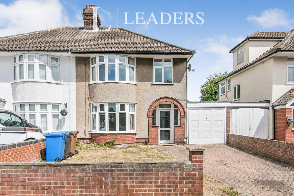 Highfield Road, Ipswich 3 bed semidetached house £1,200 pcm (£277 pw)