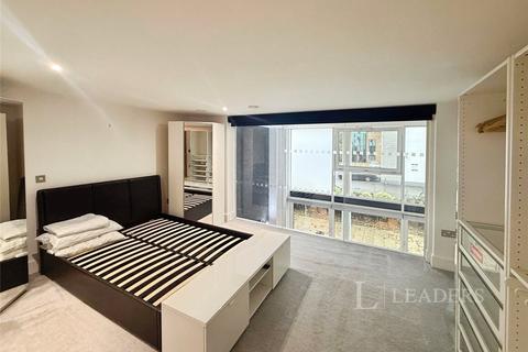 3 bedroom flat to rent, Maritime Walk, Southampton, Hampshire, SO14