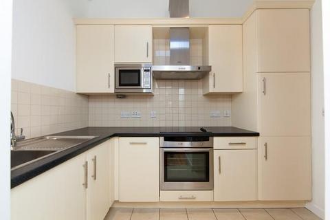 1 bedroom flat to rent, Webbs Road, Clapham, London, SW11