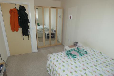 2 bedroom apartment to rent, Galingale View; Newcastle; ST5