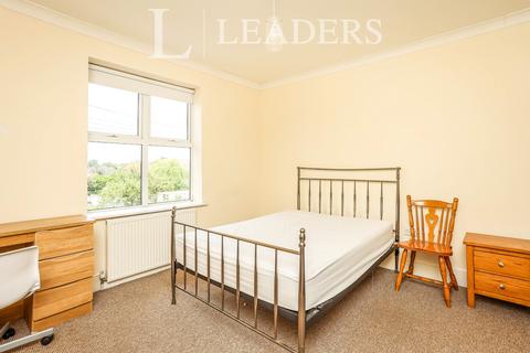 4 bedroom house share to rent, Lower Kirklington Road, NG25