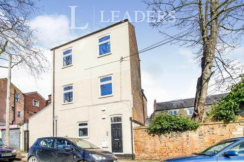 4 bedroom flat to rent, North Sherwood Street, NG1