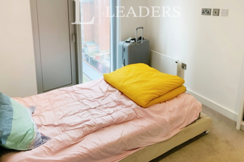 1 bedroom in a house share to rent - South Tower, Deansgate, M15 4TN
