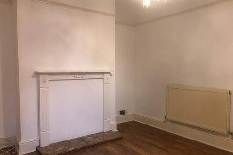 2 bedroom terraced house to rent, Cromwell Road, Southsea