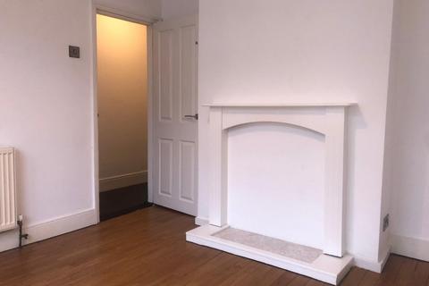 2 bedroom terraced house to rent, Cromwell Road, Southsea