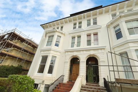 2 bedroom flat to rent, Albany Villas, Hove