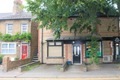 2 bedroom apartment to rent, South Street, Bishops Stortford, CM23