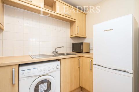 1 bedroom apartment to rent, Rosida Gardens, Hill Lane