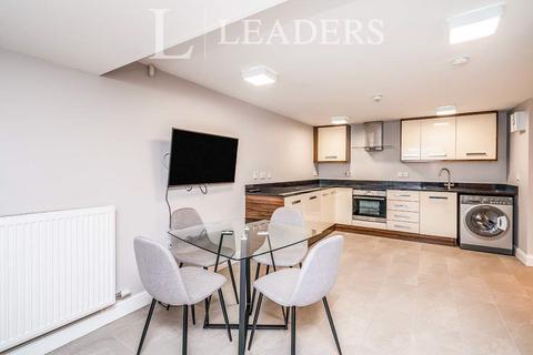 3 bedroom apartment to rent - Manchester M14