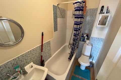 2 bedroom apartment to rent, Ditchling Road, Brighton
