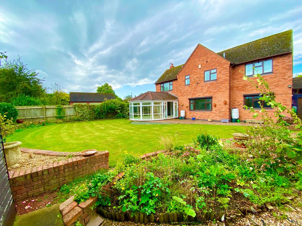 Wick Road, Little Comberton, Pershore, Worcestershire, WR10 4 bed