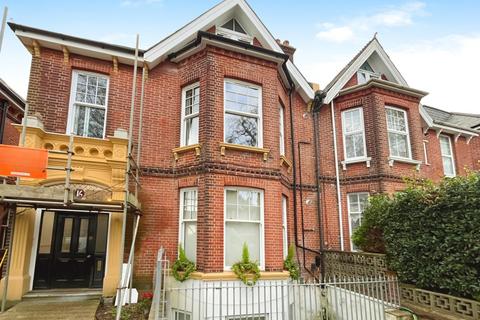 1 bedroom apartment to rent, Wilbury Villas, Hove