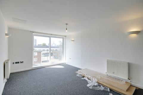 2 bedroom flat to rent, Ammonite House, Stratford. E15