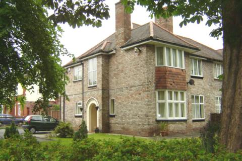 1 bedroom flat to rent, 13 Wood Road, Whalley Range, Manchester, M16