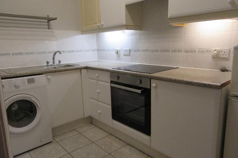 1 bedroom flat to rent, 13 Wood Road, Whalley Range, Manchester, M16