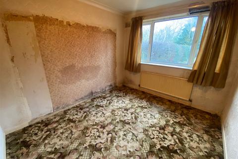 2 Coniston Close, Chadderton, Oldham, OL9 9JQ
