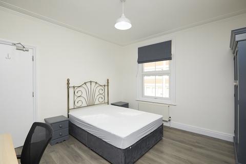 5 bedroom terraced house to rent - Derby DE1