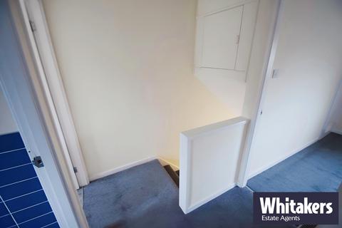 2 bedroom terraced house to rent - Cober Grove, Hull, HU8