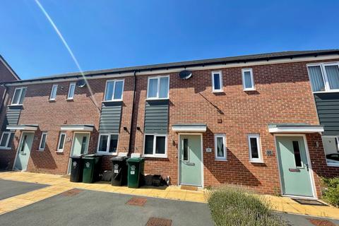 2 bedroom townhouse to rent, Arnfield Drive, Hilton