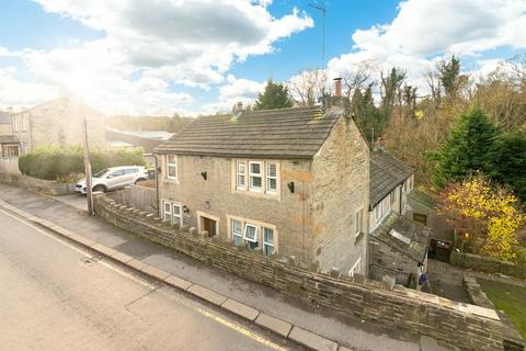 3 bedroom property for sale, Swift Cottage, North Road, Kirkburton, HD8