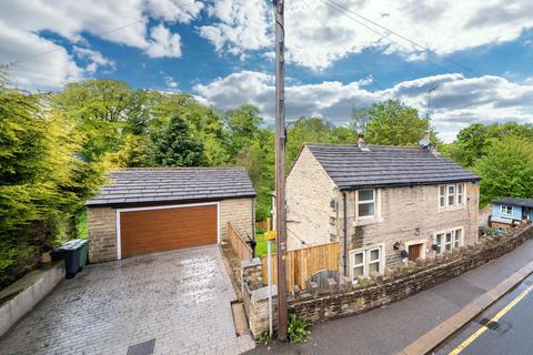 3 bedroom property for sale, Swift Cottage, North Road, Kirkburton, HD8