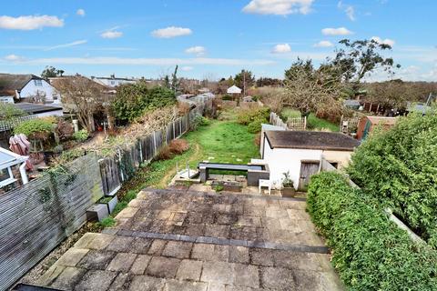 13 Brookmans Avenue, Grays, RM16 2LW