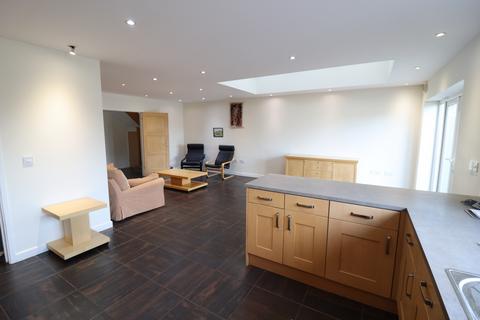 13 Brookmans Avenue, Grays, RM16 2LW