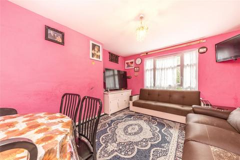 3 bedroom apartment for sale - Benn House, Valley Grove, SE7