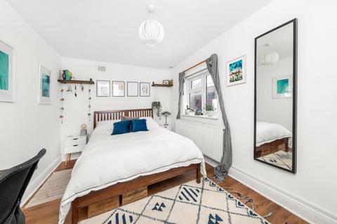 1 bedroom apartment for sale, Meeting House Lane, Peckham, London, SE15