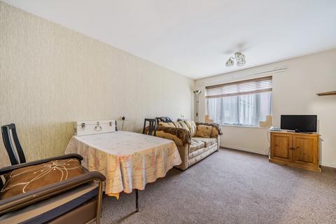 1 bedroom retirement property for sale - Sycamore Close, London SE9