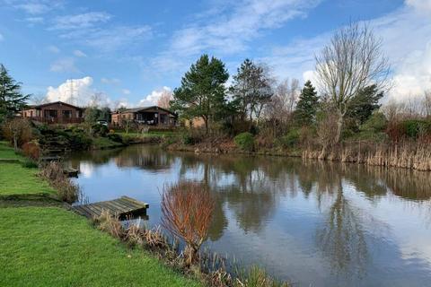 2 bedroom lodge for sale - Hambleton Poulton-le-Fylde