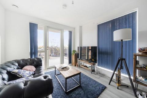 2 bedroom flat for sale, Adenmore Road, Catford