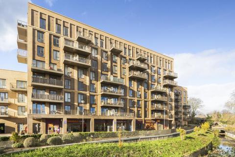 2 bedroom flat for sale, Adenmore Road, Catford, London, SE6