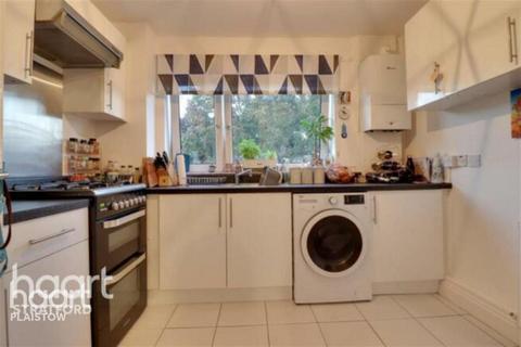 24 Clifton Road, London, E16 4PS